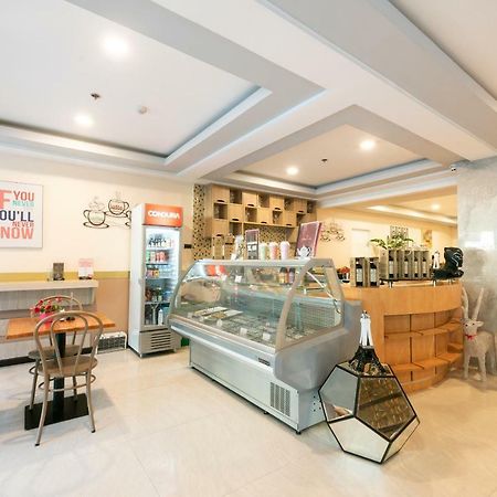 Oyo 171 Amore Hotel Muntinlupa City Exterior foto